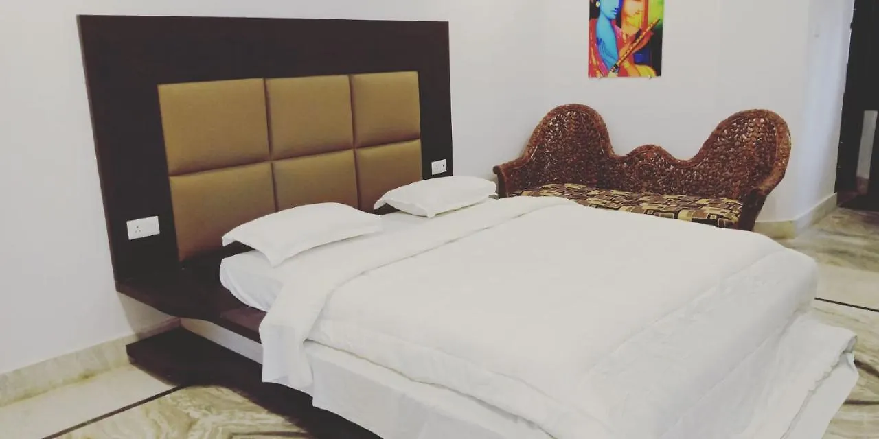***  Benaras Kothi Hotel Varanasi India