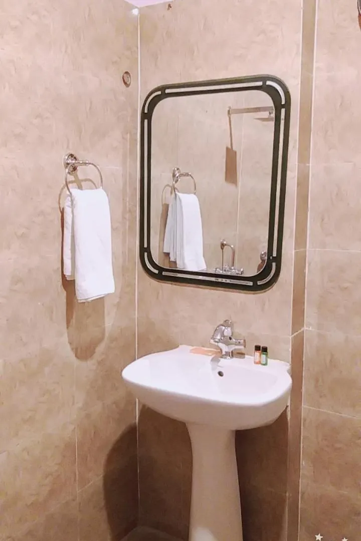 Benaras Kothi Hotel Varanasi